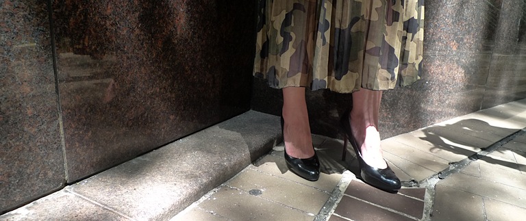 charlene_13072011_clementi_mall_charles_and_keith_shentonista