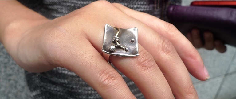 mina_france_shentonista_05102011