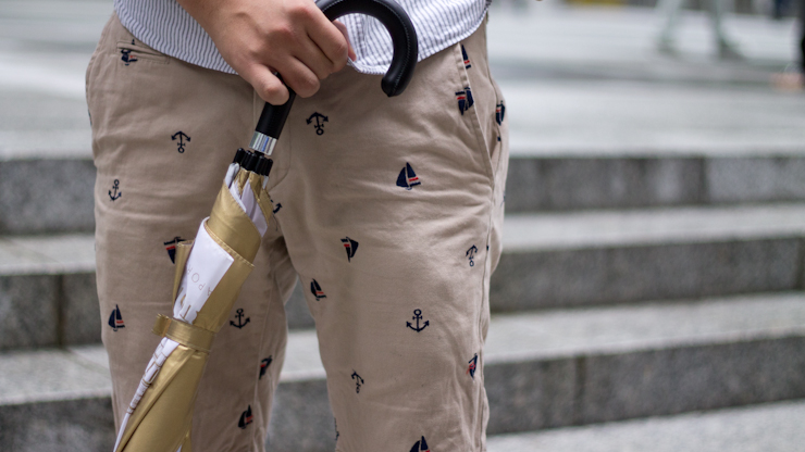 SHENTONISTA-Nobu-Sales-Japan-Coen_Co._Uniqlo_Okinawa_Oceans_Katherine_Hamnett_Monsieur_Nicole_Saint_James_Owndays-December-2-252C2011-2