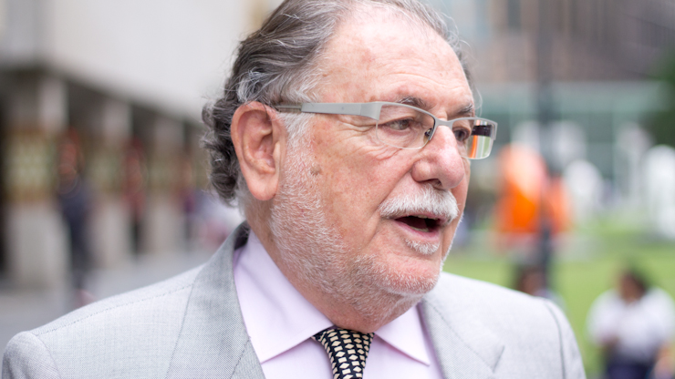 SHENTONISTA-Edward-Lawyer-Spain-Barcelona_Italy-December-20-252C2011-5