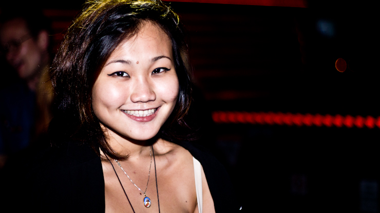 SHENTONISTA-Iris-Student-Singapore-Thailand_Oh_So_Fickle_Bershka_Steve_Madden_Artecnica-February-15-2012-4