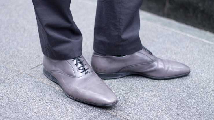 SHENTONISTA-Luis-Banker-Mexico-Burberry_Black_Label_Hugo_APC_Prada_LA_Eyewear_Etro-March-16-2012-2