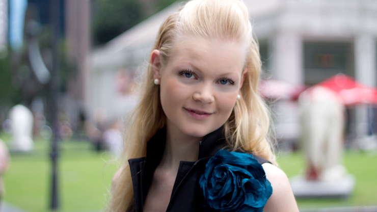 SHENTONISTA-Nanda-Marketing_Consultant-Netherlands-Mango_Ted_Baker_Gripz_Bimba_-2526_Lola_Argentina_Zara-December-23-252C2011-5