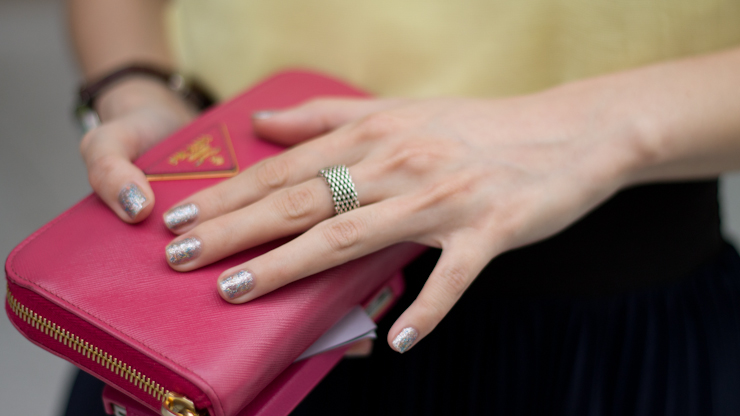 SHENTONISTA-Ada-Real_Estate-Singapore-GG5_Bysi_Pedder_Red_Tissot_Prada-March-27-2012-8