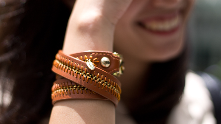 SHENTONISTA-Jomima-Banker-Indonesia-Oasis_Jeans_Massimo_Dutti_Alexandre_Birman_Frederique_Constant_Bottega_Veneta-March-16-2012-3