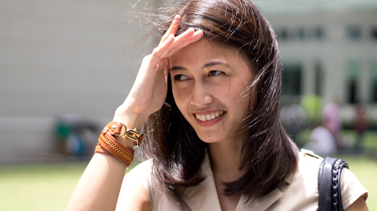 SHENTONISTA-Jomima-Banker-Indonesia-Oasis_Jeans_Massimo_Dutti_Alexandre_Birman_Frederique_Constant_Bottega_Veneta-March-16-2012-7