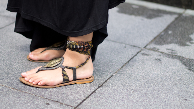 SHENTONISTA-Sarah-Flight_Stewardess-Singapore-Oh_So_Fickle_Sportsgirl_Forever_21-March-27-2012-3