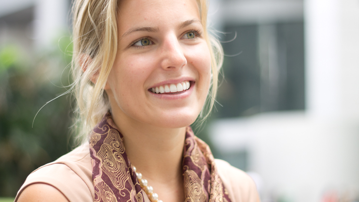 SHENTONISTA-Savannah-Post_Fixture_Executive-America-Pinks_Nordstrom_Indonesia_Details-March-27-2012-2