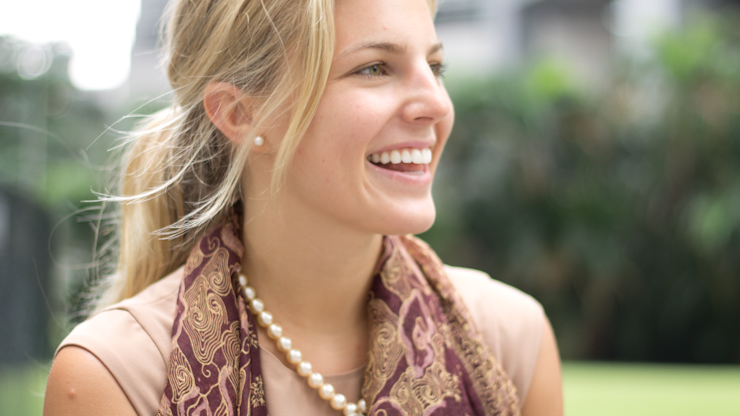 SHENTONISTA-Savannah-Post_Fixture_Executive-America-Pinks_Nordstrom_Indonesia_Details-March-27-2012