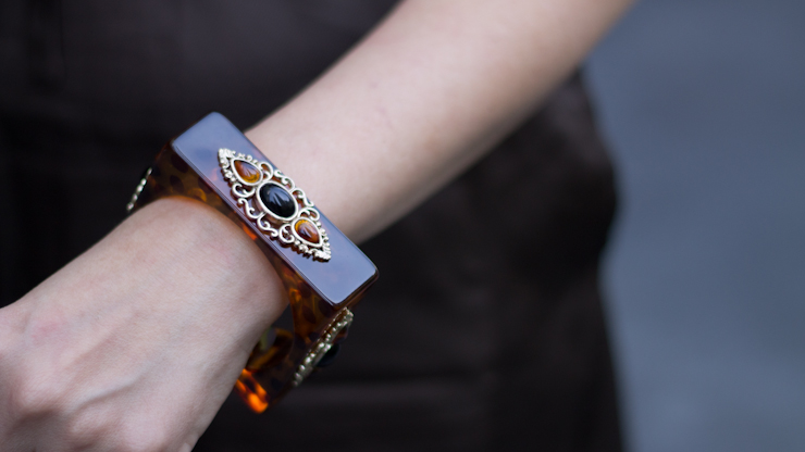 SHENTONISTA-Jin-Fashion_Entrepreneur-Singapore-Costume_National_Cotton_On_Seven_China-April-20-2012