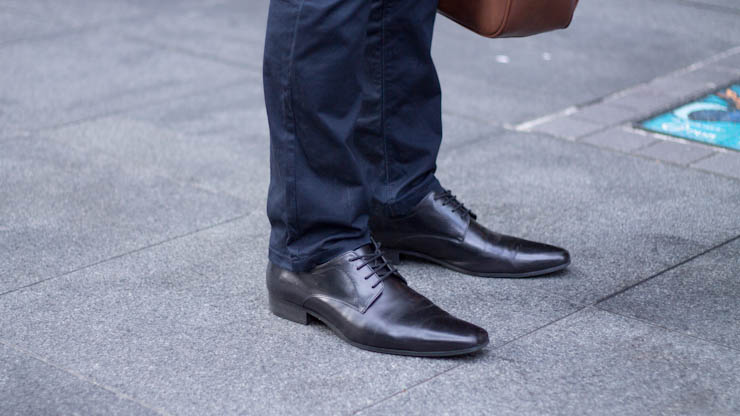 SHENTONISTAAshwin-Legal_Secretary-Singapore-G2000_Zara_Hermes_Library_Zara-May-29-2012May-29-2012