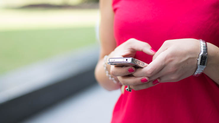 SHENTONISTA-Leo_No_Ra-Lawyer-Australia-South_Haven_Banana_Republic_Guess_Tiffany_-amp-_Co-June-28-2012-June-28-2012-3