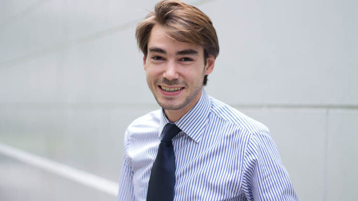 SHENTONISTA-Louis-Credit_Analyst-France-Alain_Figaret_New_York_Loding_Louison_Omega-September-7-2012-September-06-2012-7