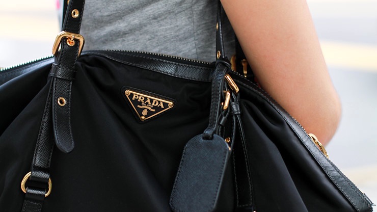 SHENTONISTA-Iris-Financial_Consultant-Singapore-H-amp-M_Prada_Tiffany_-amp-_Co-November-22-2012-November-22-2012-3