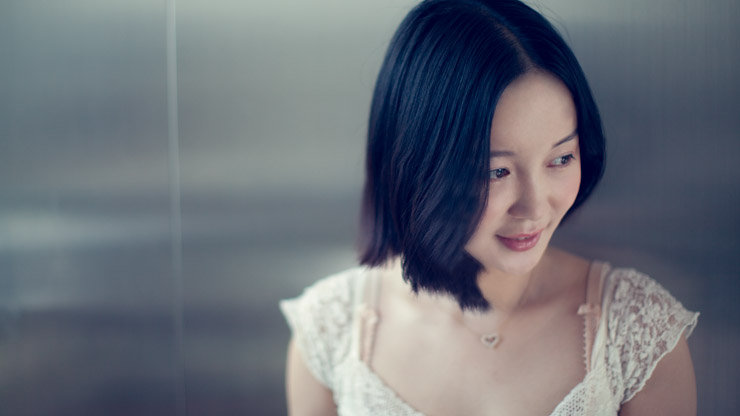 SHENTONISTA-Jiang_Fei_Yan-Fay-Singapore-Lift-October-03-2012