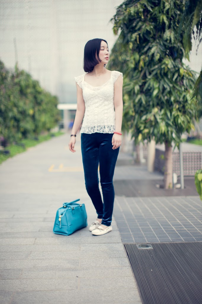 SHENTONISTA-Jiang_Fei_Yan-Fay-Singapore-The_Bridge-October-03-2012-2