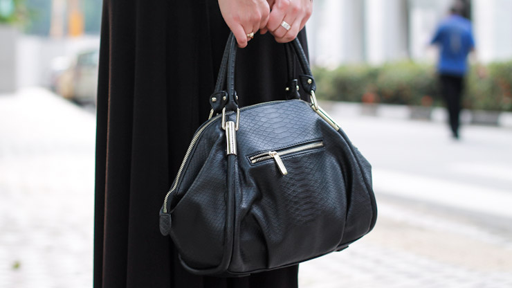 SHENTONISTA-Natalie-Project_Manager-Canada-Gap_Rio_de_Janeiro_Converse_Charles_-amp-_Keith_Juicy_Couture_Rome_Club_Monaco-November-22-2012-November-22-2012-3