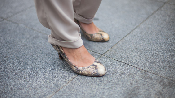 SHENTONISTA-Sadie-Recruitment_Manager-Denmark_Singapore-Flea_Shenzhen_South_Haven_Joy_-amp-_Peace_Cartier-November-7-2012-November-07-2012-4