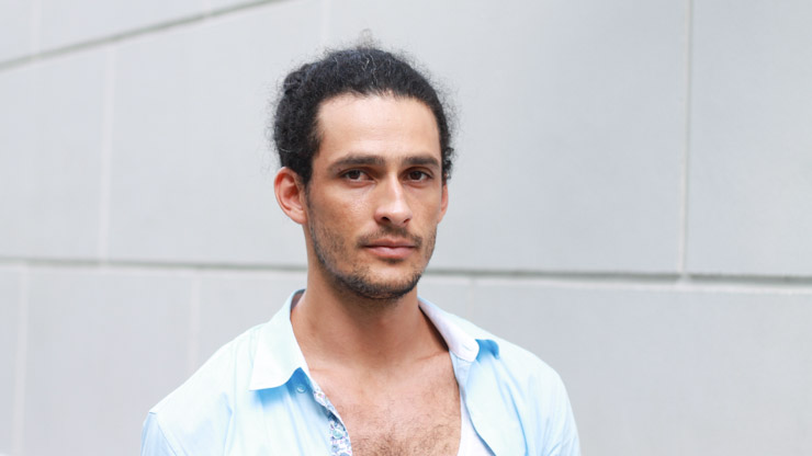 SHENTONISTA-Beethovan-Performer-Brazil-Zara_Pedro_New_Balance-December-14-2012-December-14-2012-7