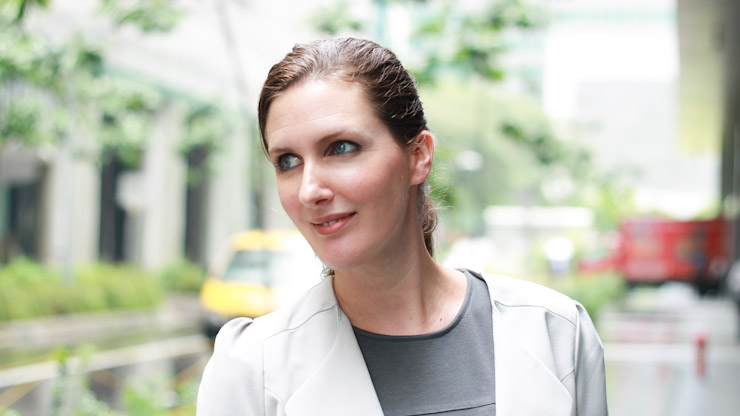 SHENTONISTA-Godelieve-Consultant-Holland-Fond_Aldo_Swarovski_Guess-December-14-2012-December-14-2012-6