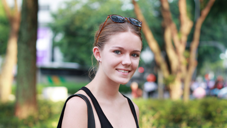 SHENTONISTA-Louise-Student-Denmark-H-amp-M_Greece_Adx_Vintage-November-22-2012-November-22-2012-6