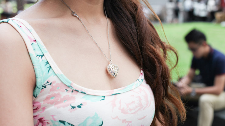 SHENTONISTA-Christina-Loans_Executive-Singapore-Supre_MDS_Pedder_Red_D-amp-G_Flea-January-3-2013-January-03-2013-5