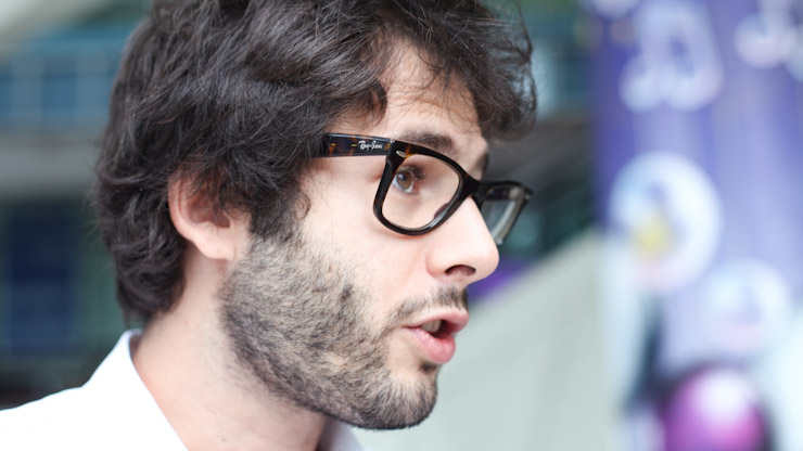 SHENTONISTA-Eliott-Sales_Assistant-Uniqlo_Neckermann_Zara_Finsbury-January-3-2013-January-03-2013-UNIFORM-8