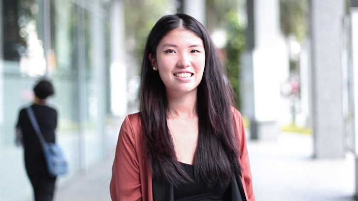 SHENTONISTA-Jia_Yu-Management_Trainee-Forever_21_H-amp-M_Swatch_Tiffany-January-25-2013-January-25-2013-UNIFORM-3