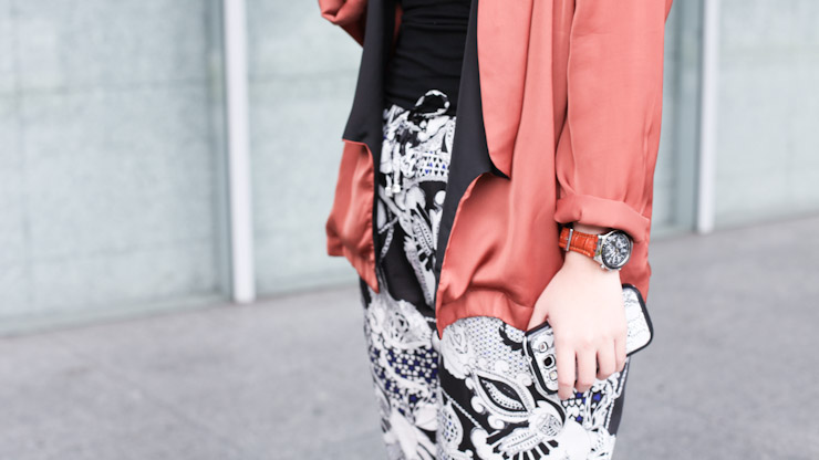 SHENTONISTA-Jia_Yu-Management_Trainee-Forever_21_H-amp-M_Swatch_Tiffany-January-25-2013-January-25-2013-UNIFORM-7