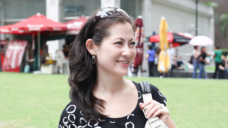 SHENTONISTA-Maida-Regional-operations-manager-Singapore-Diane_Von_Furstenburg_Rayban_Repetto_Tag_Heur_Tiffany-January-25-2013-January-25-2013-UNIFORM-3