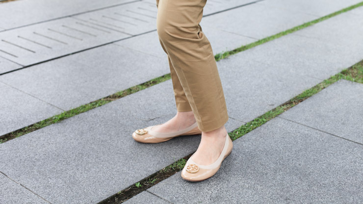 SHENTONISTA-Svetlana-Gallery_Owner-Russia-J_Crew_Banana_Republic_Furla_Tory_Burch_Oakley-January-25-2013-January-25-2013-UNIFORM-4