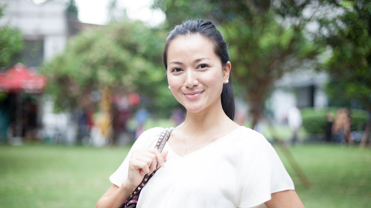 SHENTONISTA-Galuh-Vice_President-Indonesia-Burgindy_Willow_-2526_Huxley_LK_Bennett_Valentino_Trixilini_Mikimoto-February-25-252C-2013-February-25-252C-2013-UNIFORM-2