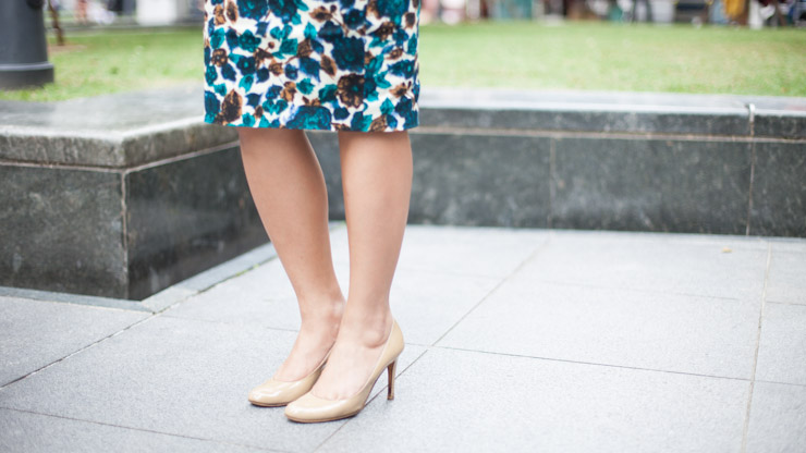 SHENTONISTA-Galuh-Vice_President-Indonesia-Burgindy_Willow_-2526_Huxley_LK_Bennett_Valentino_Trixilini_Mikimoto-February-25-252C-2013-February-25-252C-2013-UNIFORM-5