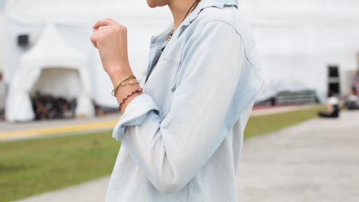 SHENTONISTA-Angela-Editor-San-Francisco-Tshirt_White-Shirt_Madewell-Skirt_Gat-Rimon-Necklace_MarisaHaskell-Shoes_FredaSalvador_May16-252C2013-May-16-252C-2013-UNIFORM-4