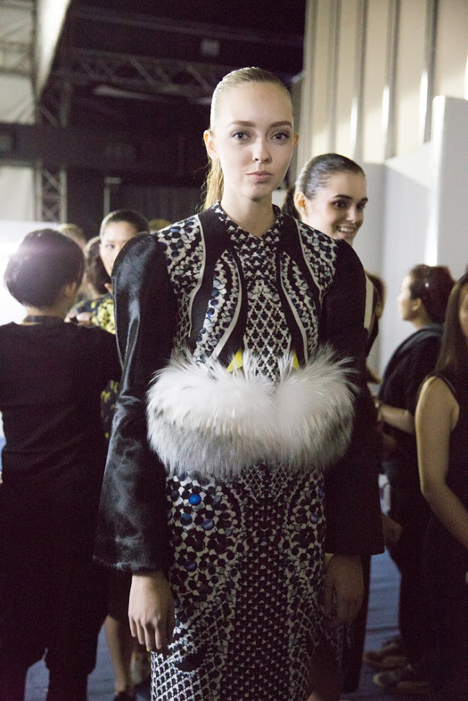 SHENTONISTA-Behind-the-scenes-of-day-3-May-18-2013-UNIFORM-13