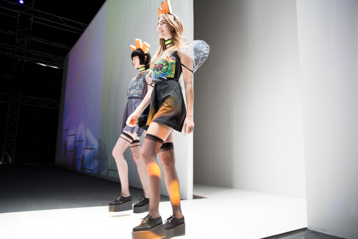 SHENTONISTA-Behind-the-scenes-of-day-3-May-18-2013-UNIFORM-131