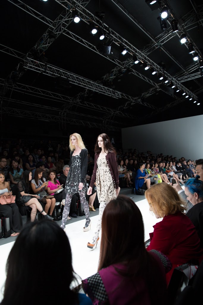 SHENTONISTA-Behind-the-scenes-of-day-3-May-18-2013-UNIFORM-5-3