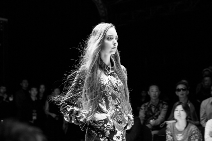 SHENTONISTA-Behind-the-scenes-of-day-3-May-18-2013-UNIFORM-9-3