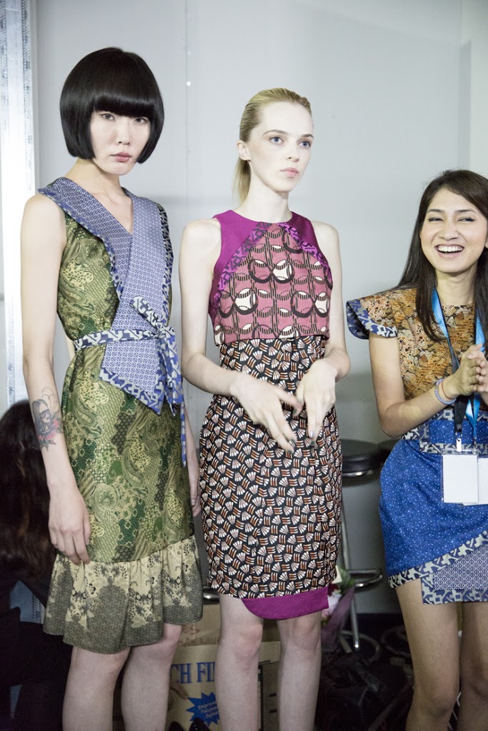 SHENTONISTA-Behind-the-scenes-of-day-3-May-18-252C-2013-UNIFORM-4-2