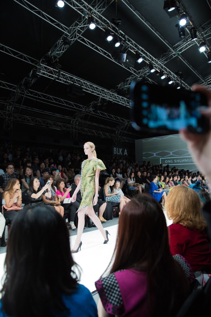 SHENTONISTA-Behind-the-scenes-of-day-3-May-18-252C-2013-UNIFORM-9-2