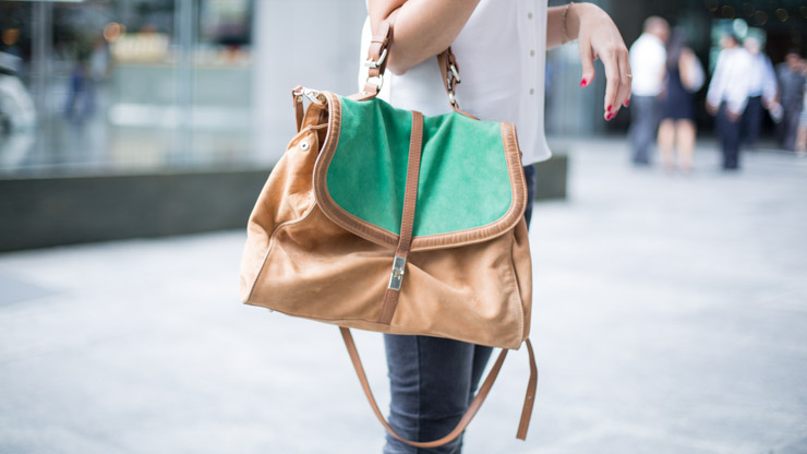 SHENTONISTA-Carine-Product_Manager-France-Top_H-amp-M-Jeans_Levis-Belt_Zara-Bag_Shoes_Paris_Galeries_Lafayette-Bracelet_Pandora-Necklace_Thomas_Sabo-April-9-2013-April-09-2013-UNIF-2