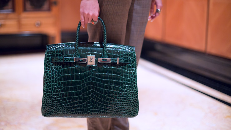 SHENTONISTA-Parveen-Personal_Assistant_Kevin_Seah-Singapore-Kevin_Seah_Churchs_Mums-March-14-2013-March-14-2013-UNIFORM-8