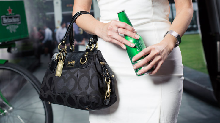 SHENTONISTA-Yi_Hua-Art_Consultant-Singapore-Dress_Perth-Shoes_Witchery-Bag_Coach-Watch_Skagen-Bag_Thailand-April-26-2013-April-26-2013-UNIFORM-4