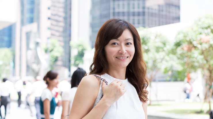 SHENTONISTA-Vivien-Facilities-Assistant-Singapore-Top_GG5-Skirt_Tangs-Bag_Mphosis-Watch_Omega-Earring_Swarovski_May15-2013-May-15-2013-UNIFORM-4