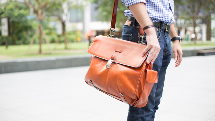 SHENTONISTA-Joost-Student-Netherlands-Shirt_H-amp-M-Jeans_Levis-Shoes_JackandCowboy-Bag_Piquadro-Watch_Ebel_May15-2013-May-15-2013-UNIFORM-3
