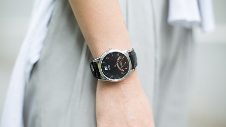 SHENTONISTA-Lisa-Bank_Associate-Singapore-Top_Catwalk_Close-Pants_Warehouse-Shoes_G2000-Cardigan_Fox-Necklace_Bangkok-Watch_Casio-July-12-2013July-12-2013-6