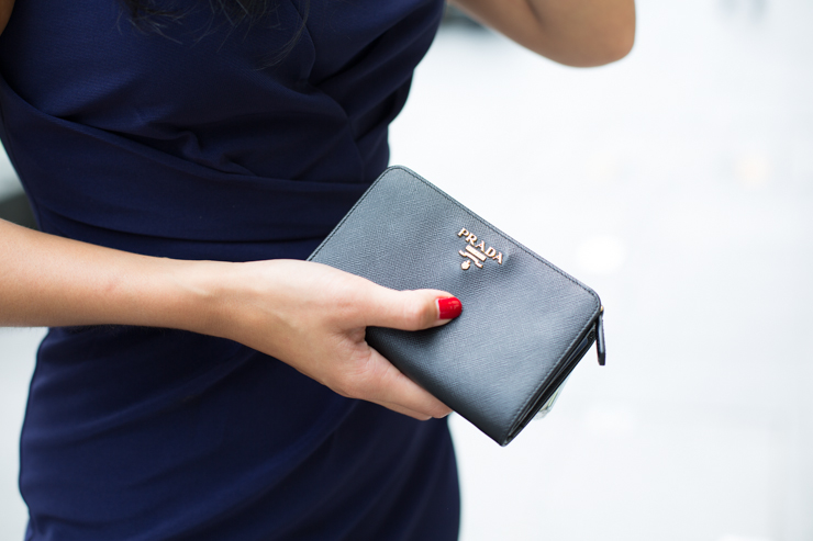 SHENTONISTA-Sabine-Singapore-Project-Manager-Dress_Lipsy-Wallet_Prada-Shoes_Prada_May-15-2013May-15-2013-6