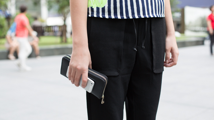 SHENTONISTA-Sophia-Design-Intern-Russia-Pants_Mango-Shoes_Japan-Wallet_Mango_May-15-2013-May-15-2013-UNIFORM-4