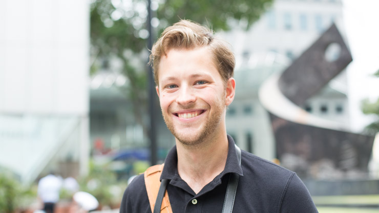 SHENTONISTA-Chris-Sweden-Shirt_Massimo_Dutti-Pants_Sweden-Bag_Sandqvist-Watch_Certina-Bracelet_Happy_Bracelet-August-26-2013-August-26-2013-UNIFORM-2