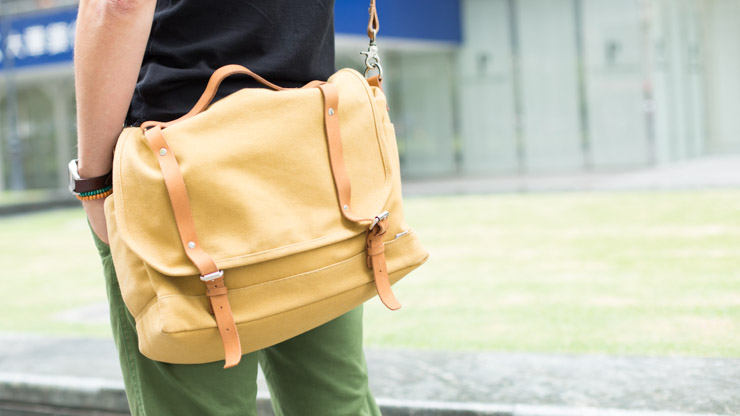 SHENTONISTA-Chris-Sweden-Shirt_Massimo_Dutti-Pants_Sweden-Bag_Sandqvist-Watch_Certina-Bracelet_Happy_Bracelet-August-26-2013-August-26-2013-UNIFORM-5